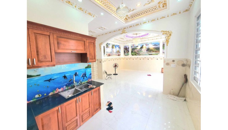 Bán nhà 70m², 4 tầng, 4PN, 5WC, Tân Tạo A, Bình Tân, 5.4 tỷ